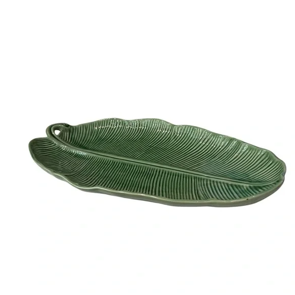 Bordallo Pinheiro Green Banana Leaf Platter 19 X 11 inches Portugal Glazed Serve - Picture 1 of 6